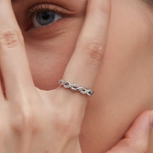Elegant Eternity Infinity Band – 925 Sterling Silver