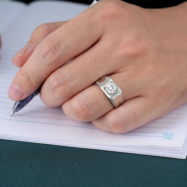 Men's Moissanite Ring