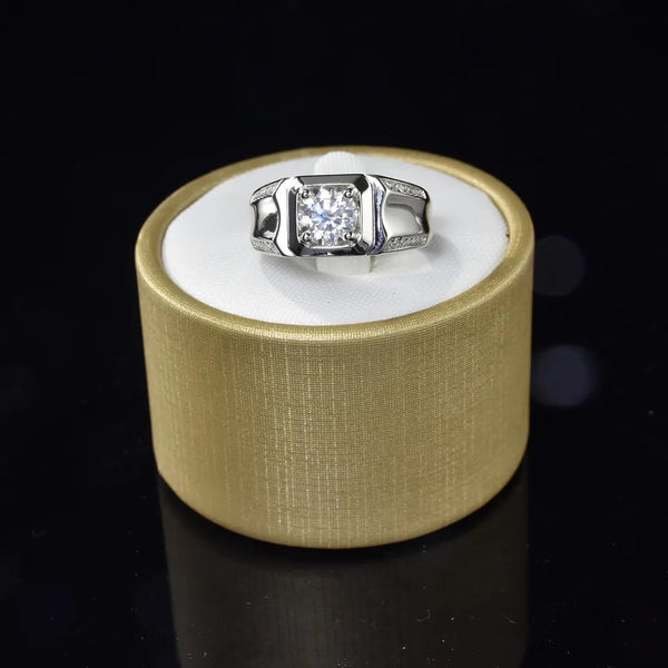 Men's Moissanite Ring