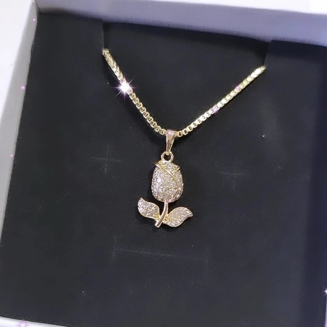 Necklace 2025 rose flower