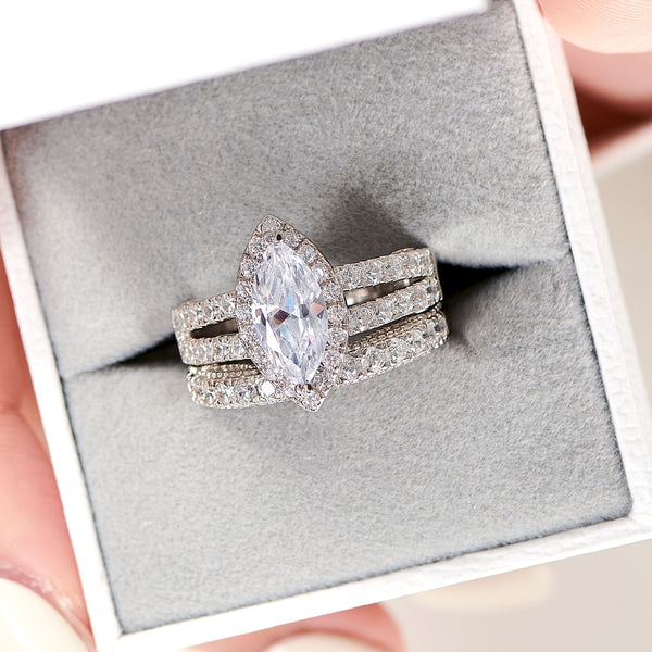 1.8 Carats Sterling Silver Women's Wedding Ring Set