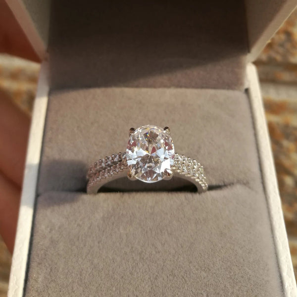 1.6 Carat Round Cubic Zirconia Sterling Silver Ring Set