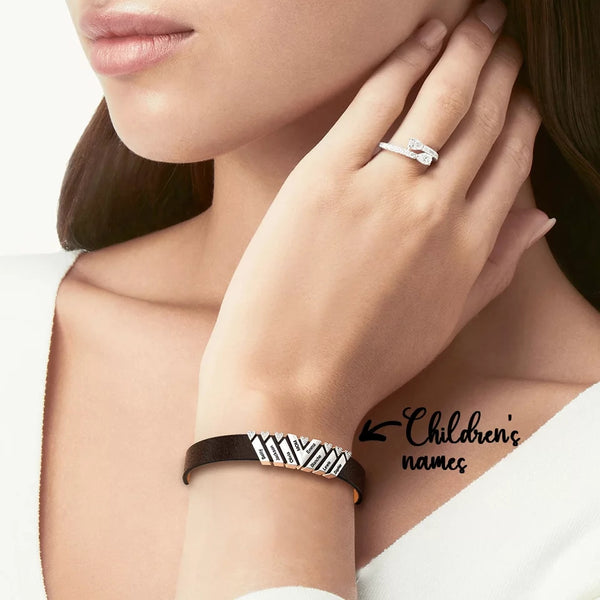 Mom bracelet with Personalized names