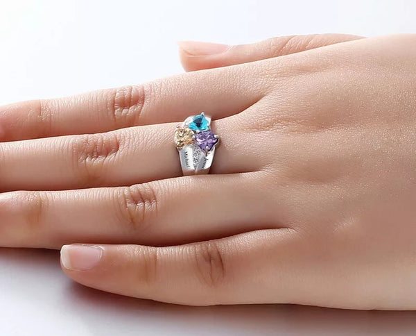 Sterling Silver Heart Family Ring with 3 Names - HNS Studio