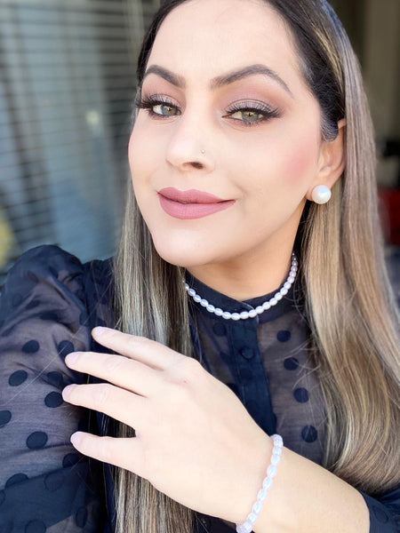 White Pearl Necklace