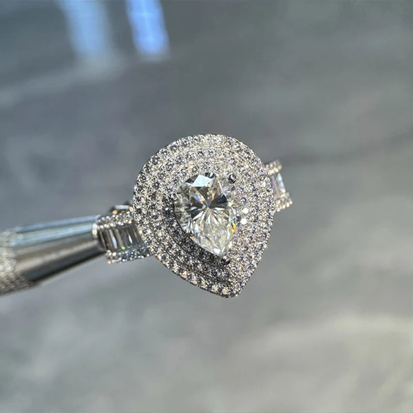 1.8 Carats Pear Moissanite Diamond Ring