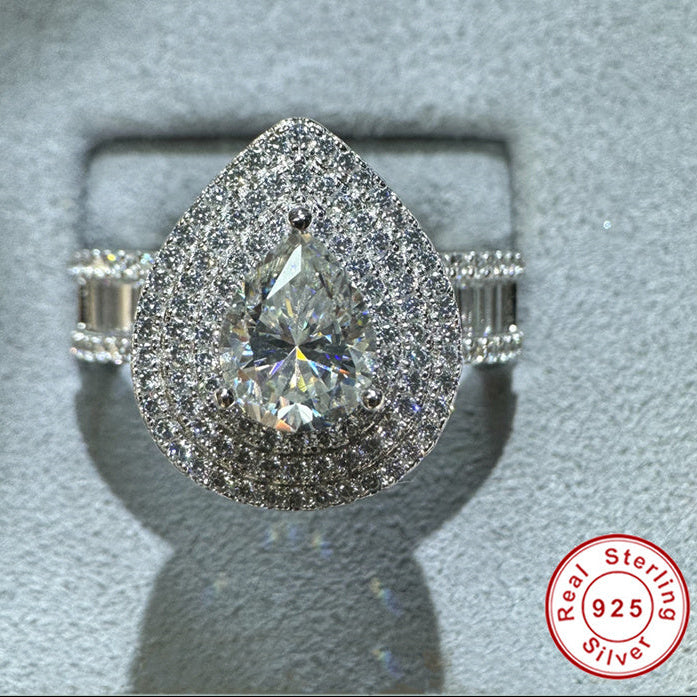 1.8 Carats Pear Moissanite Diamond Ring