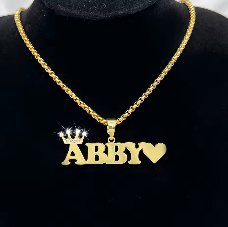 Floating Pendant Crown Name Necklace with Heart