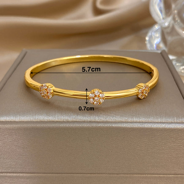 18K Gold Plated Flower Bangle
