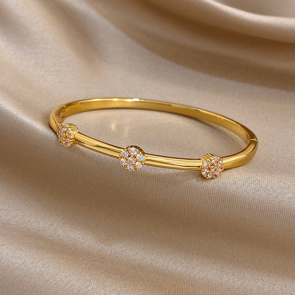18K Gold Plated Flower Bangle