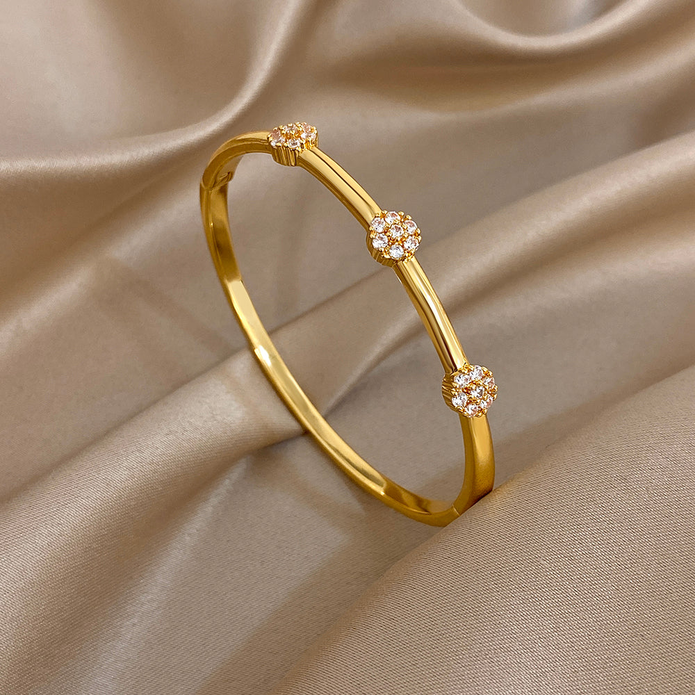18K Gold Plated Flower Bangle