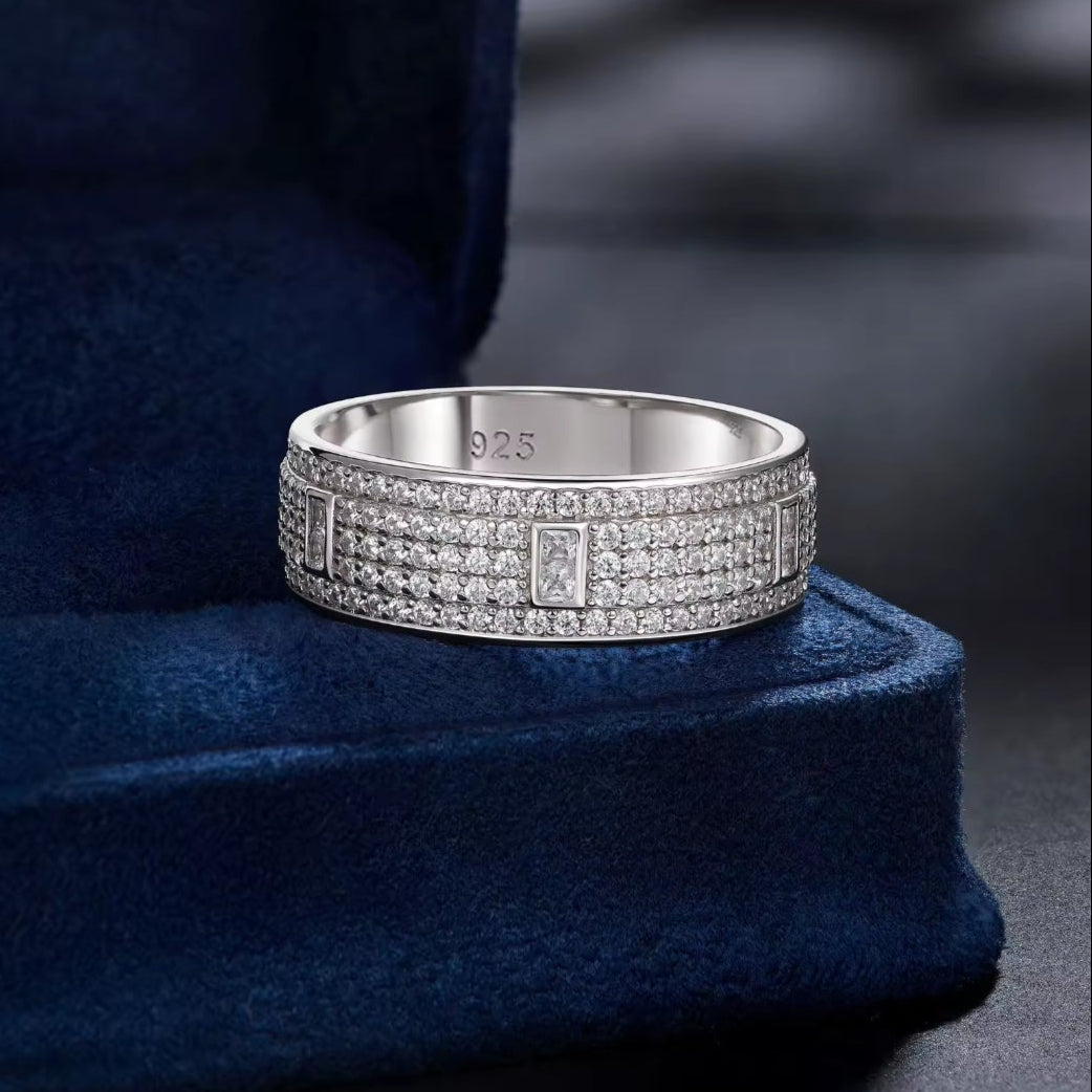 Men's wedding band