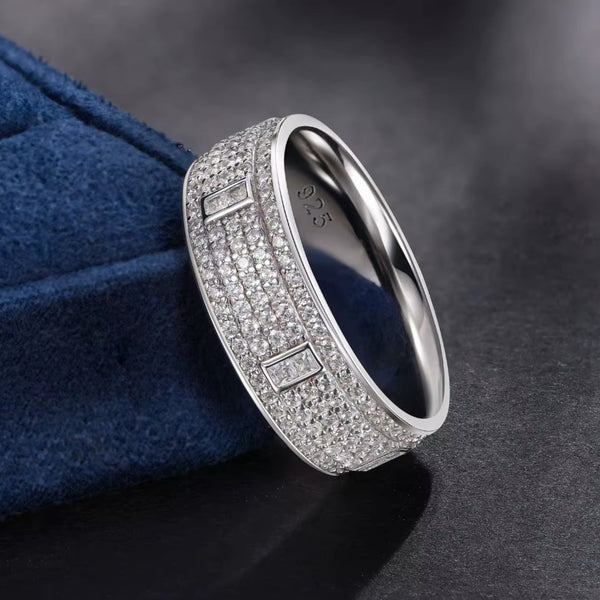 Men's wedding band