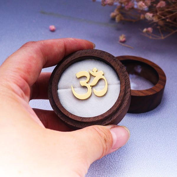 OM Hindu Brooch Pin