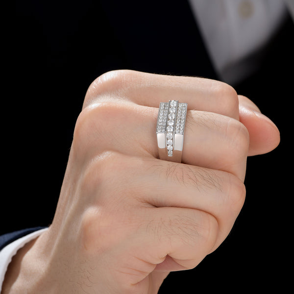Men's Sparkling Moissanite Ring