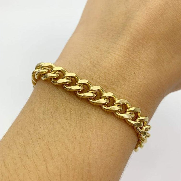 Gold  Curb Chain Bracelet 