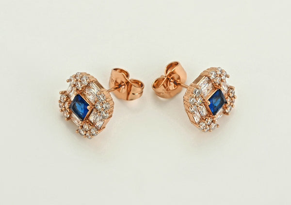 Rose gold Square Stud earrings - HNS Studio