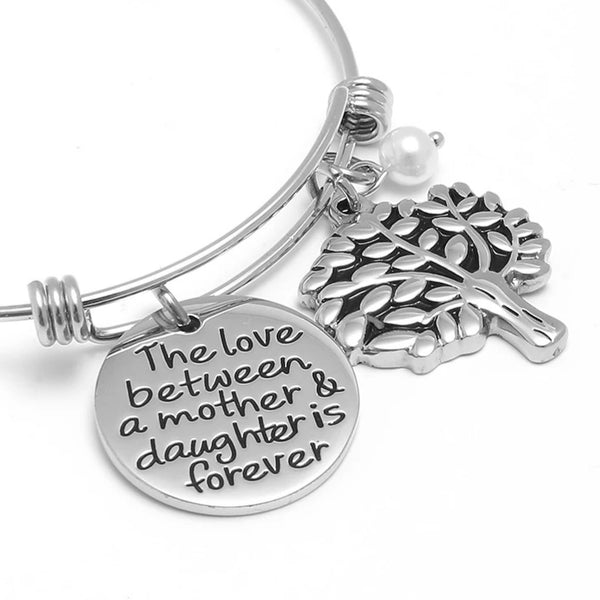 The love between Mother and Daughter is Forever -Mom Bracelet