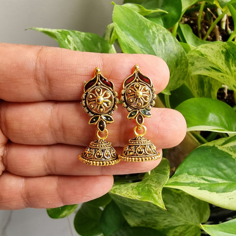 Small Gold Jhumkis , Indian Jewelry, HNS Studio Canada