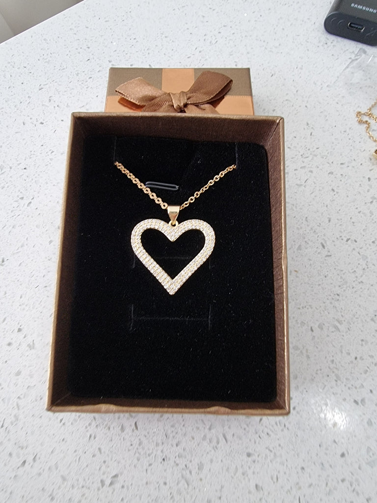 Nic & syd hot sale heart pendant